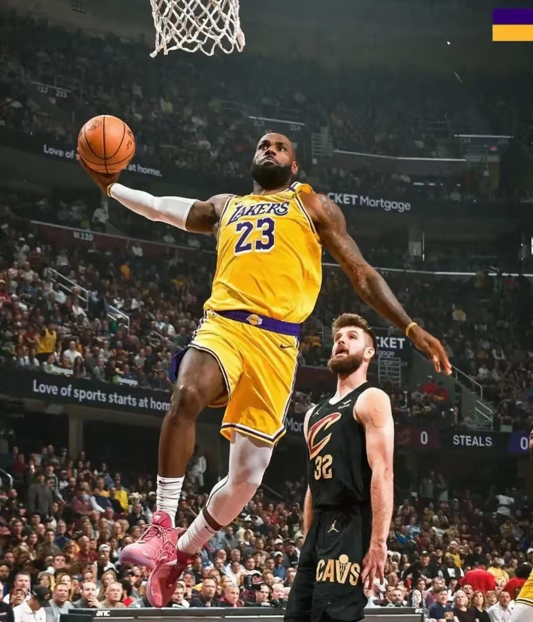 詹姆斯连续二十场比赛得分超过关键助攻，塞尔维亚队挑战极限！的简单介绍